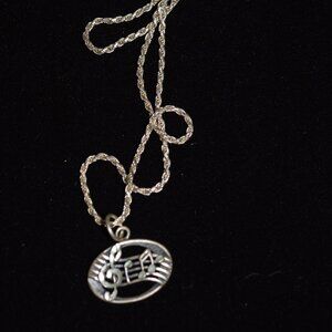 Silver music necklace and chain